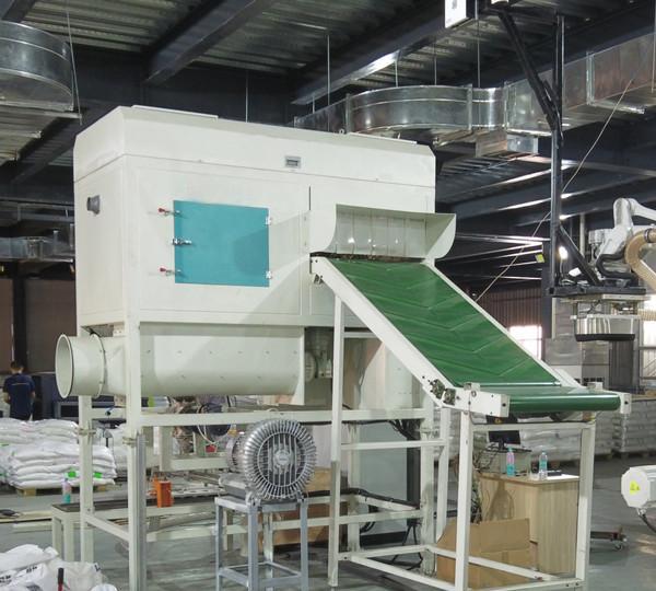 macchina per l'apertura dei sacchetti